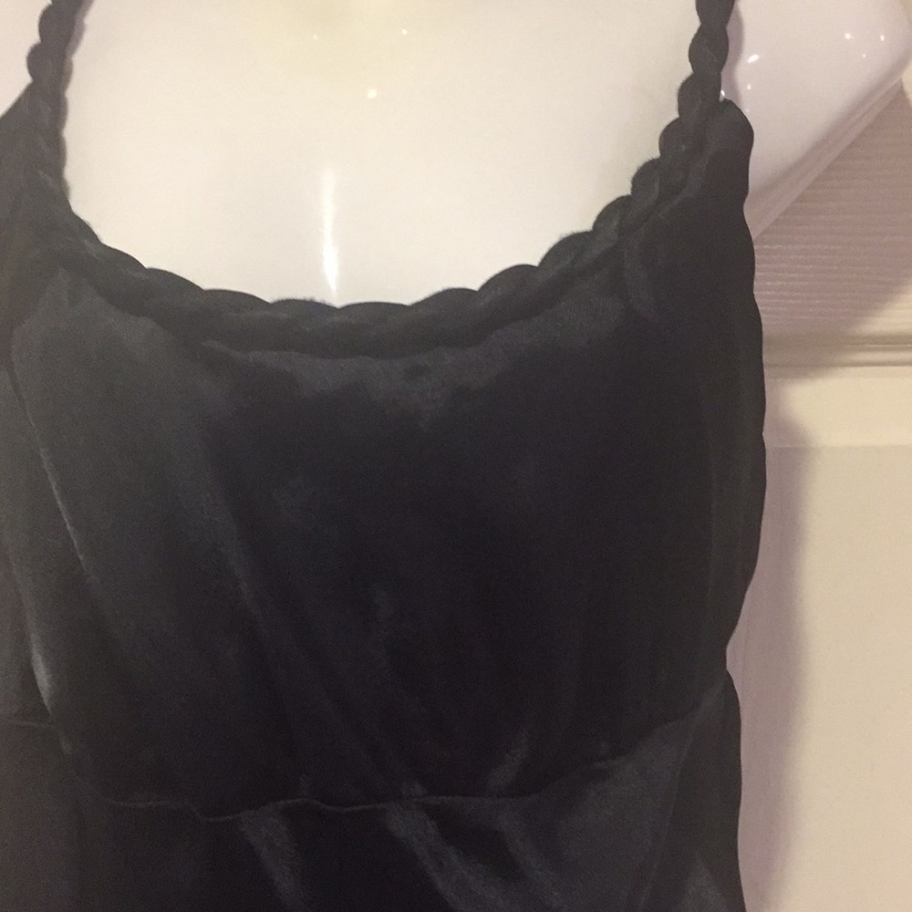 🛍2 for $40🛍NWOT Blk satin tank  braided detail on spaghetti strap and neckline